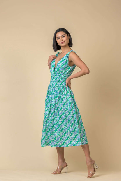 Handprint Dream AN1132B. Lindsay dress. Carnation green