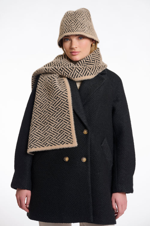 Rino & Pells Leah Scarf- Sand graphic