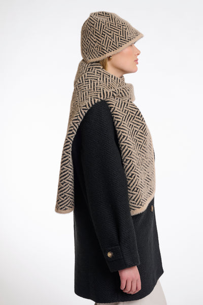 Rino & Pells Leah Scarf- Sand graphic