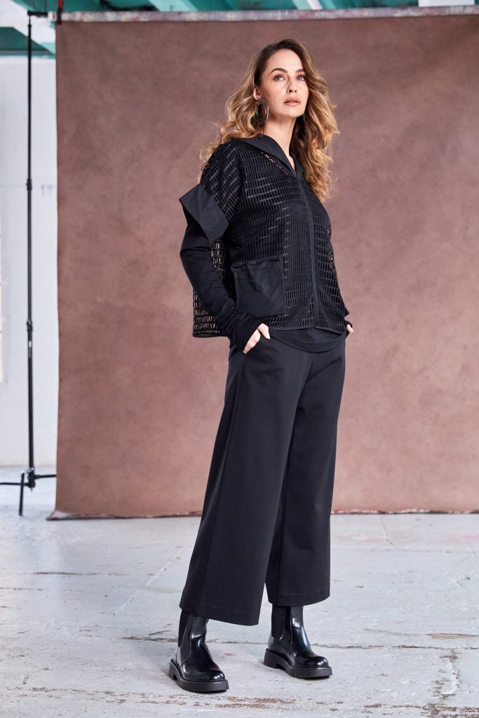 NAYA NAW25257 Crop wide leg trouser with side pocket