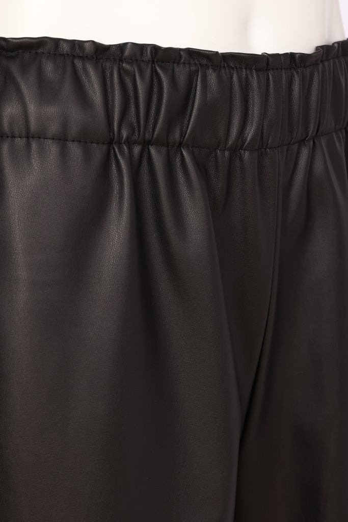 NAYA 26295 Pull Up Leatherette Trouser With Leg Seam
