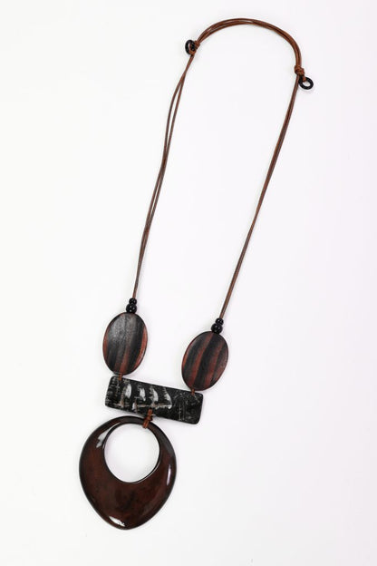 Naya NAW26344 Elongated Disc Necklace With Stripe Bar And Disc