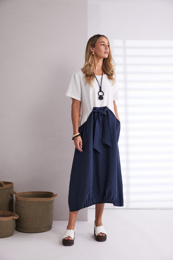NAYA NPA26127 Dress with contrast colour skirt white/eclipse