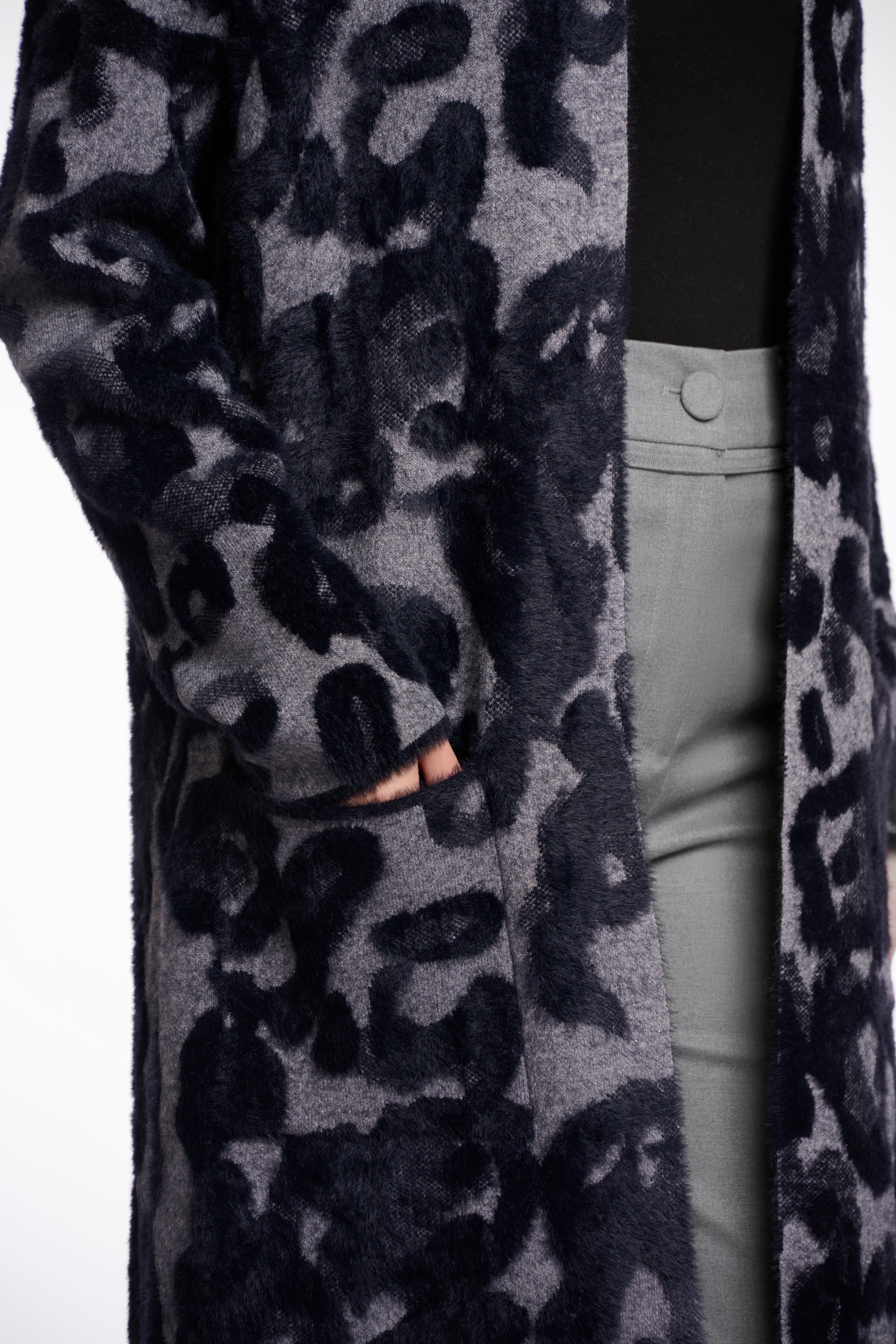 Rino & Pelle Negien Grey Black leopard