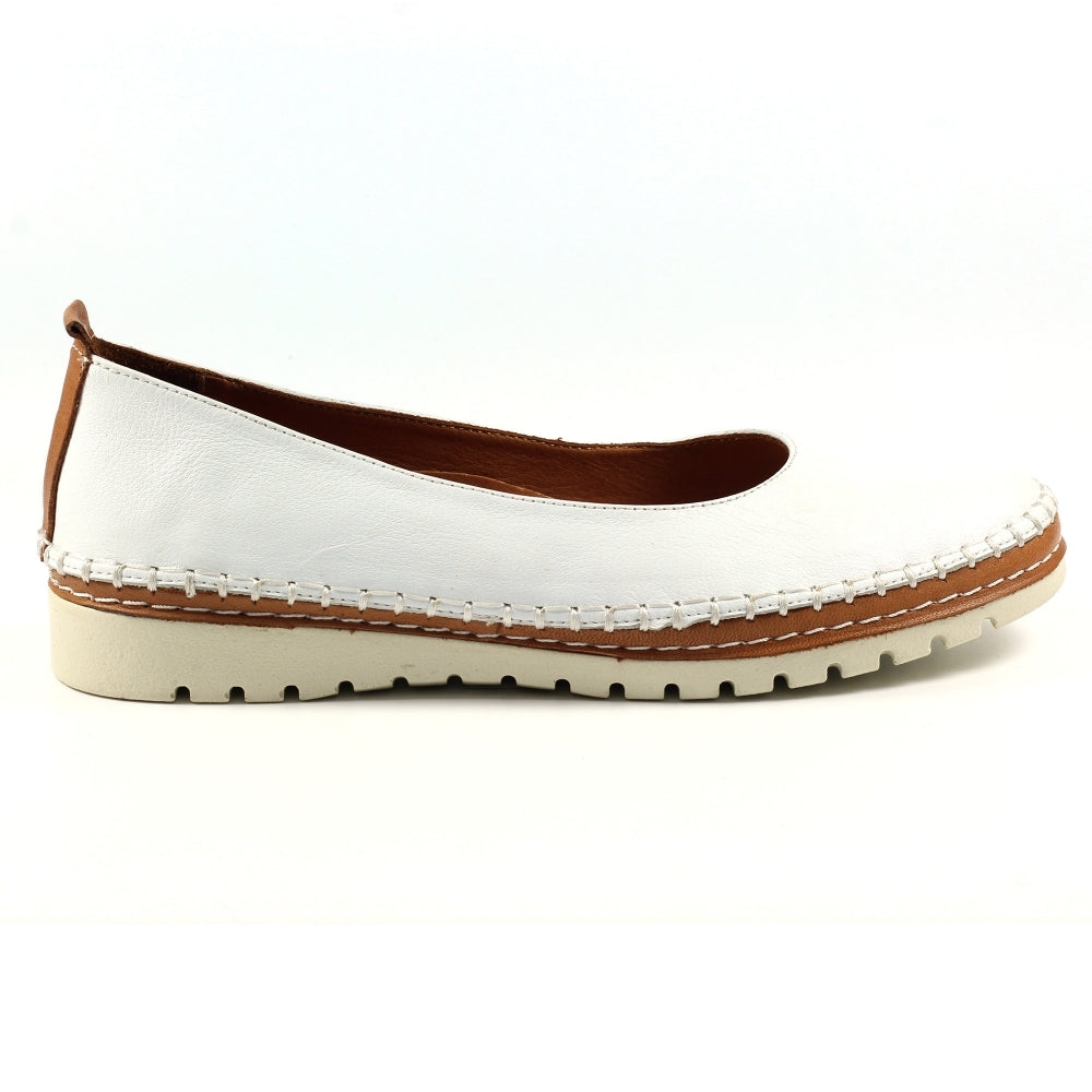 DOVE WHITE LEATHER PUMP SHOE