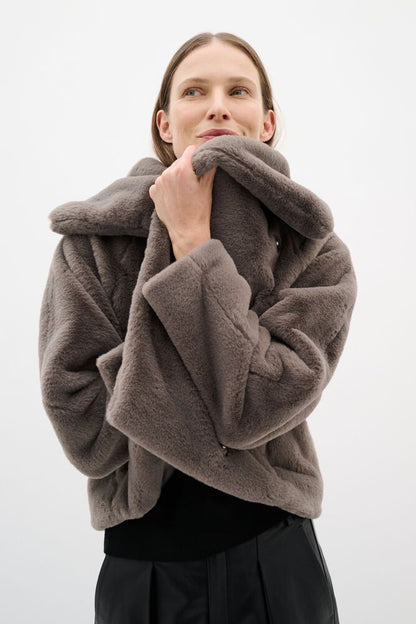 Inwear YoboIW Faux fur coat Sandy Grey