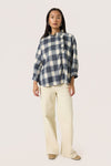 Socked  in Luxury  SLPamela bloue 3/4