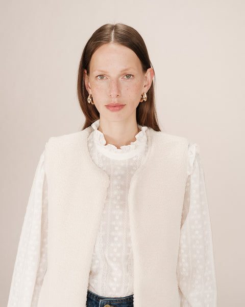 Grace & Mila Sinatra Ecru sleeveless jacket