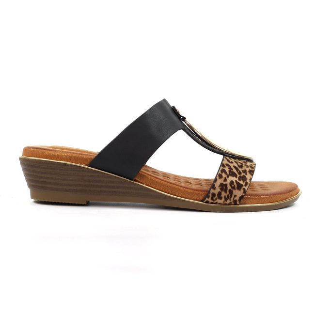 Lunar Paradise wedge sandal BLACK