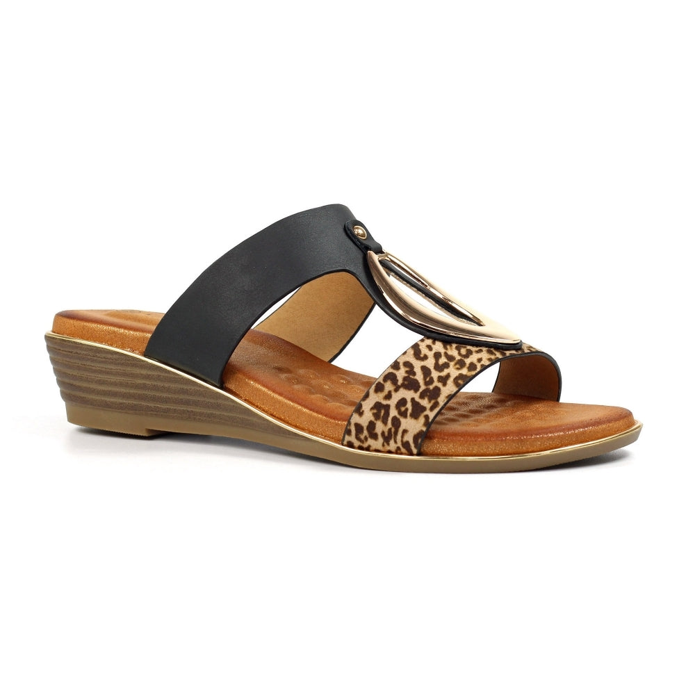 Lunar Paradise wedge sandal BLACK