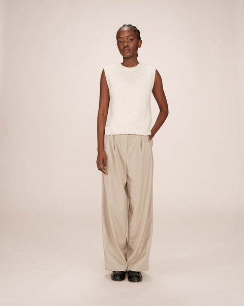 Grace & Mila Say ecru sleeveless sweater