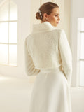 Bianco Evento 291 wool shrug ivory