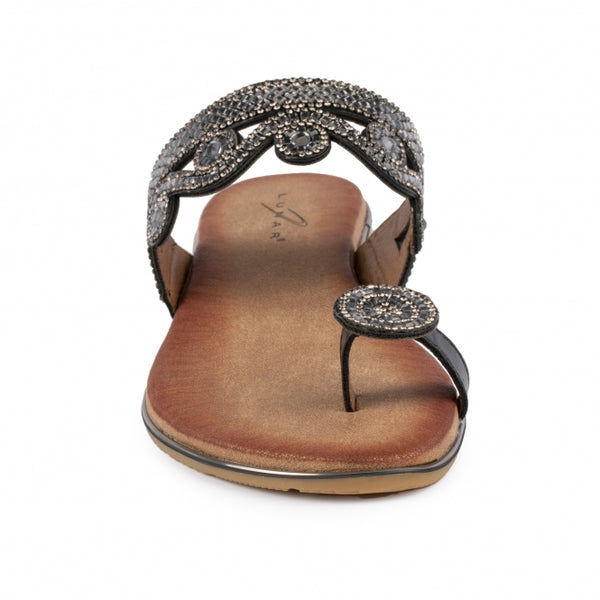 Lunar lynn   Toe loop   Sandal